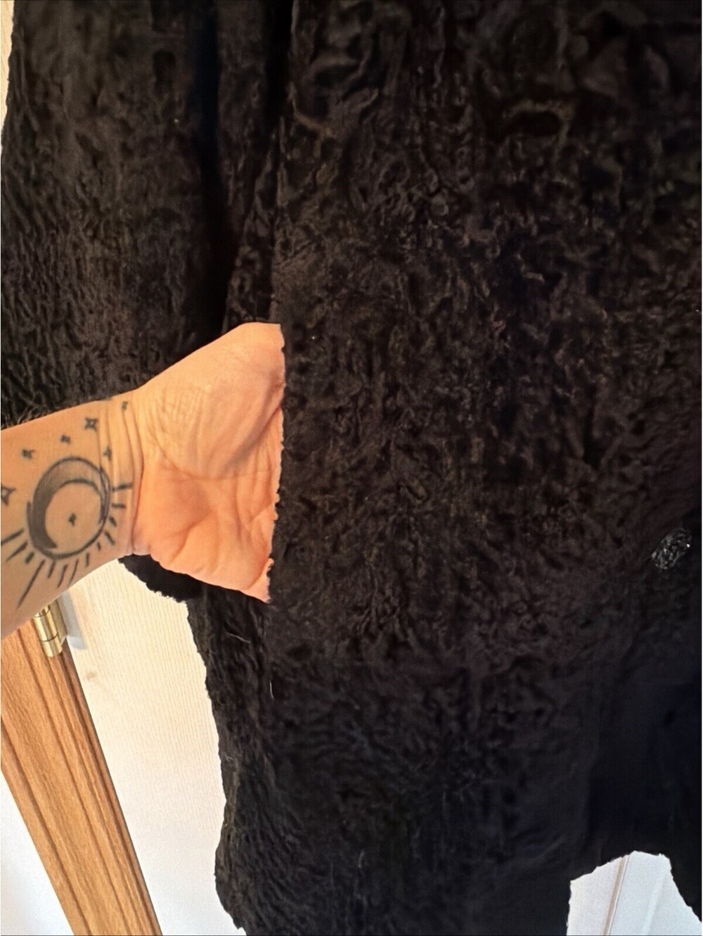 VTG 1950s Persian Lamb Coat Black Women Sz M Fox Collar Bead Buttons Seeger Fur - Picture 5 of 10